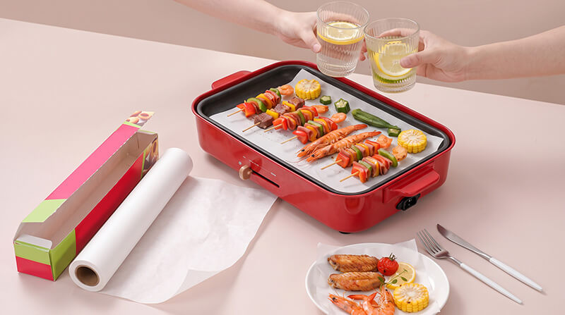 Retail silicone parchment paper roll with custom color cutter box for BBQ grilling and baking